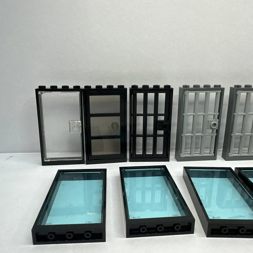 LEGO Lot Of Various Doors‎ & Windows